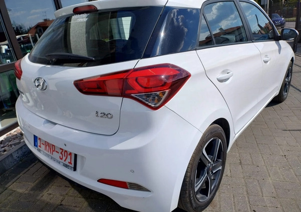 Hyundai i20 cena 39800 przebieg: 76014, rok produkcji 2017 z Działdowo małe 56